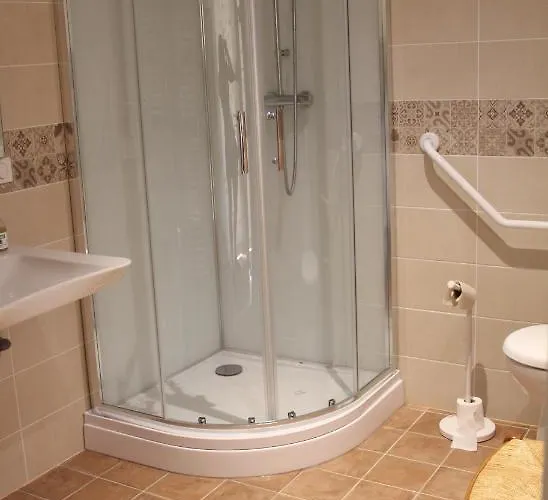 Les De La Ferme De 3* Pérouges