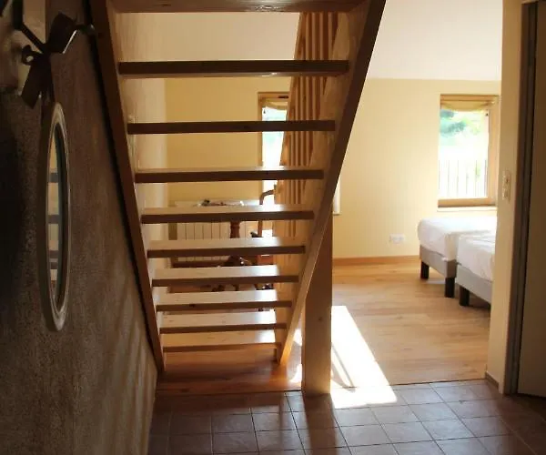 Les De La Ferme De 3*