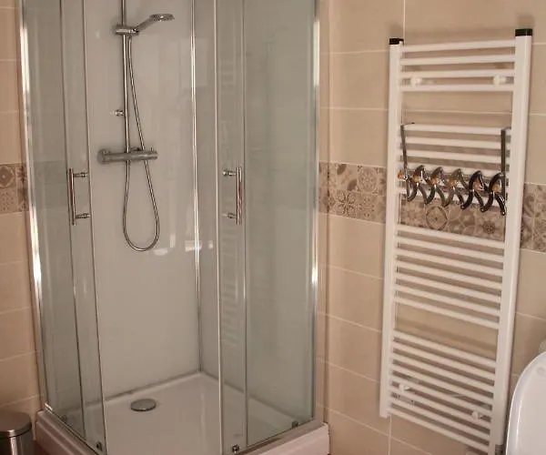 Les De La Ferme De 3*